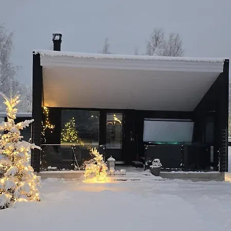 Arctic Circle Aurora