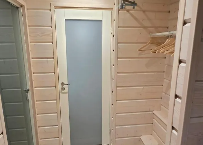 Arctic Circle Aurora רובניימי